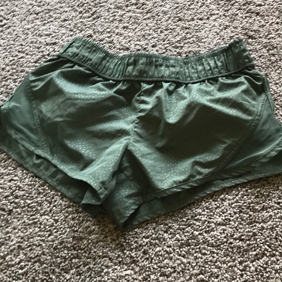 Aeropostale Pants - Aeropostale green workout shorts!